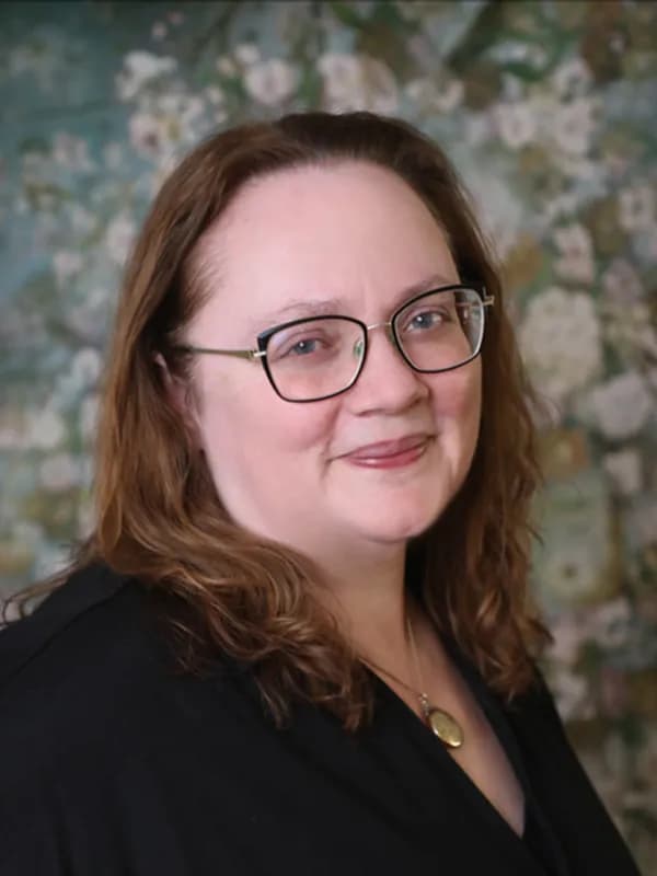 Headshot of Katharine Heimbigner-Tenor