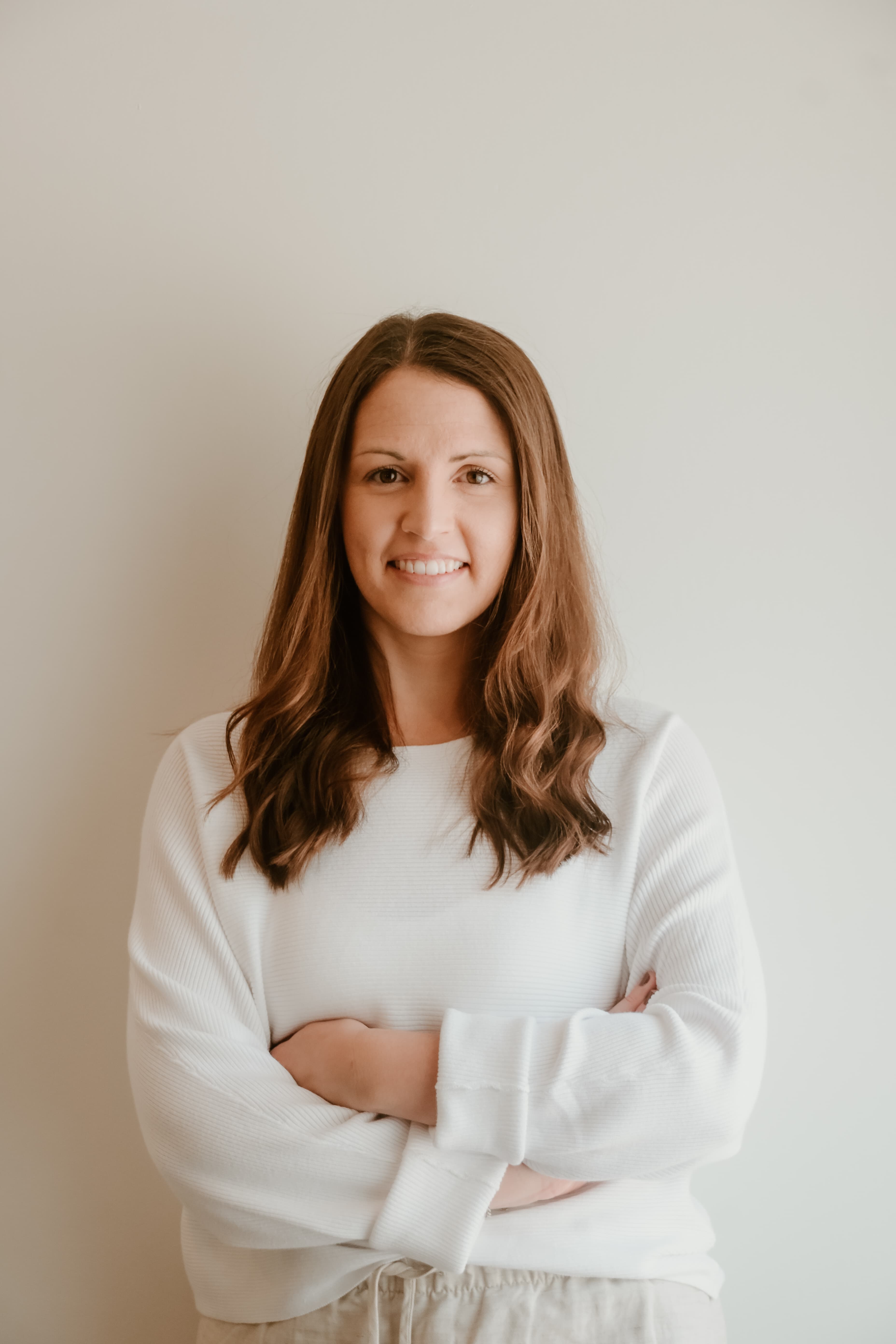Headshot of Robyn Floyd