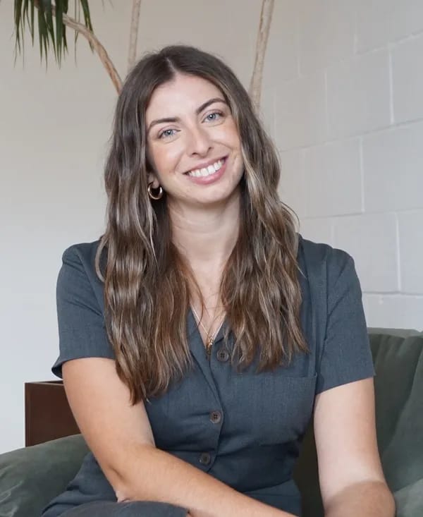 Professional headshot of Ivana Di Cosola, Registered Social Worker (ON)