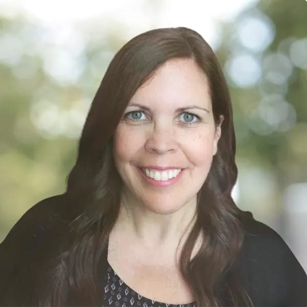 Professional headshot of Cindy Rose, Registered Psychotherapist (ON)