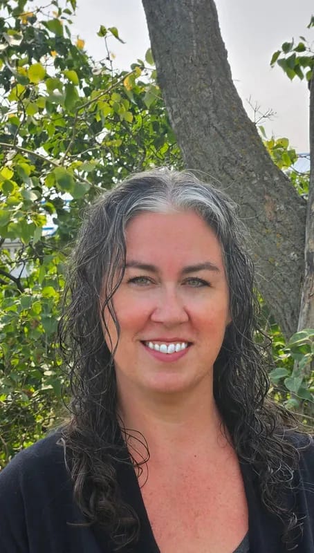 Professional headshot of Jess McKenzie, Canadian Certified Counsellor