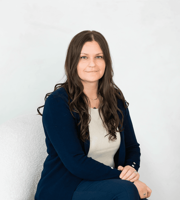 Professional headshot of Delia Petrescu, Registered Psychotherapist (ON)