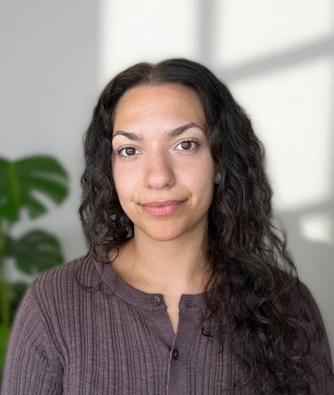 Professional headshot of Jessica Bagiamis, Registered Psychotherapist (ON)