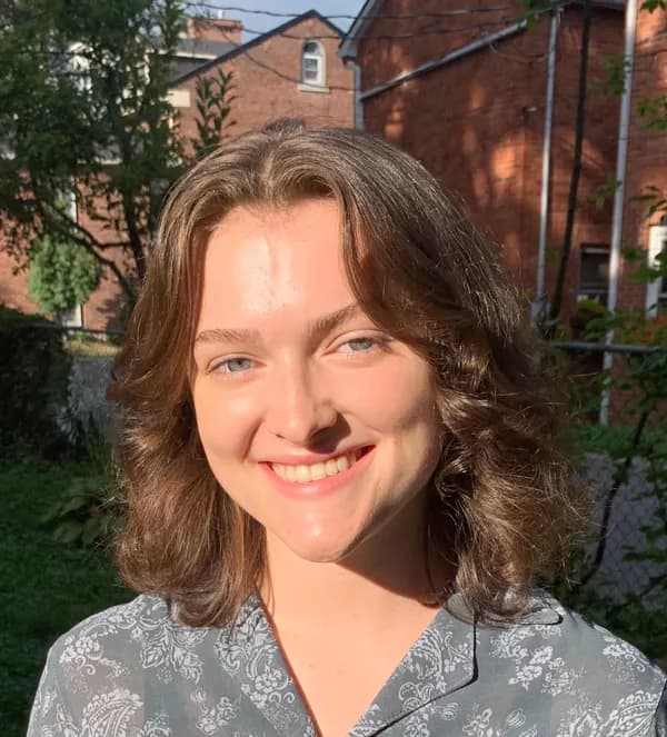 Professional headshot of Victoria Brassard-Monahan, Registered Psychotherapist (Qualifying) (ON)