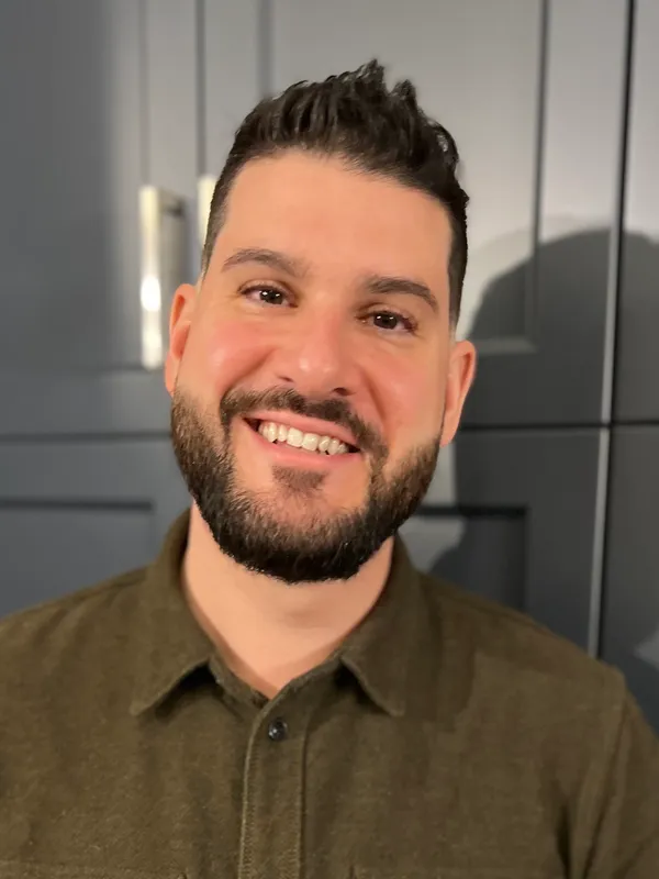 Headshot of Jonathon Zarb