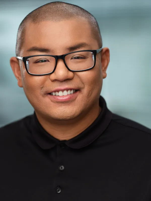 Headshot of Edward Chen